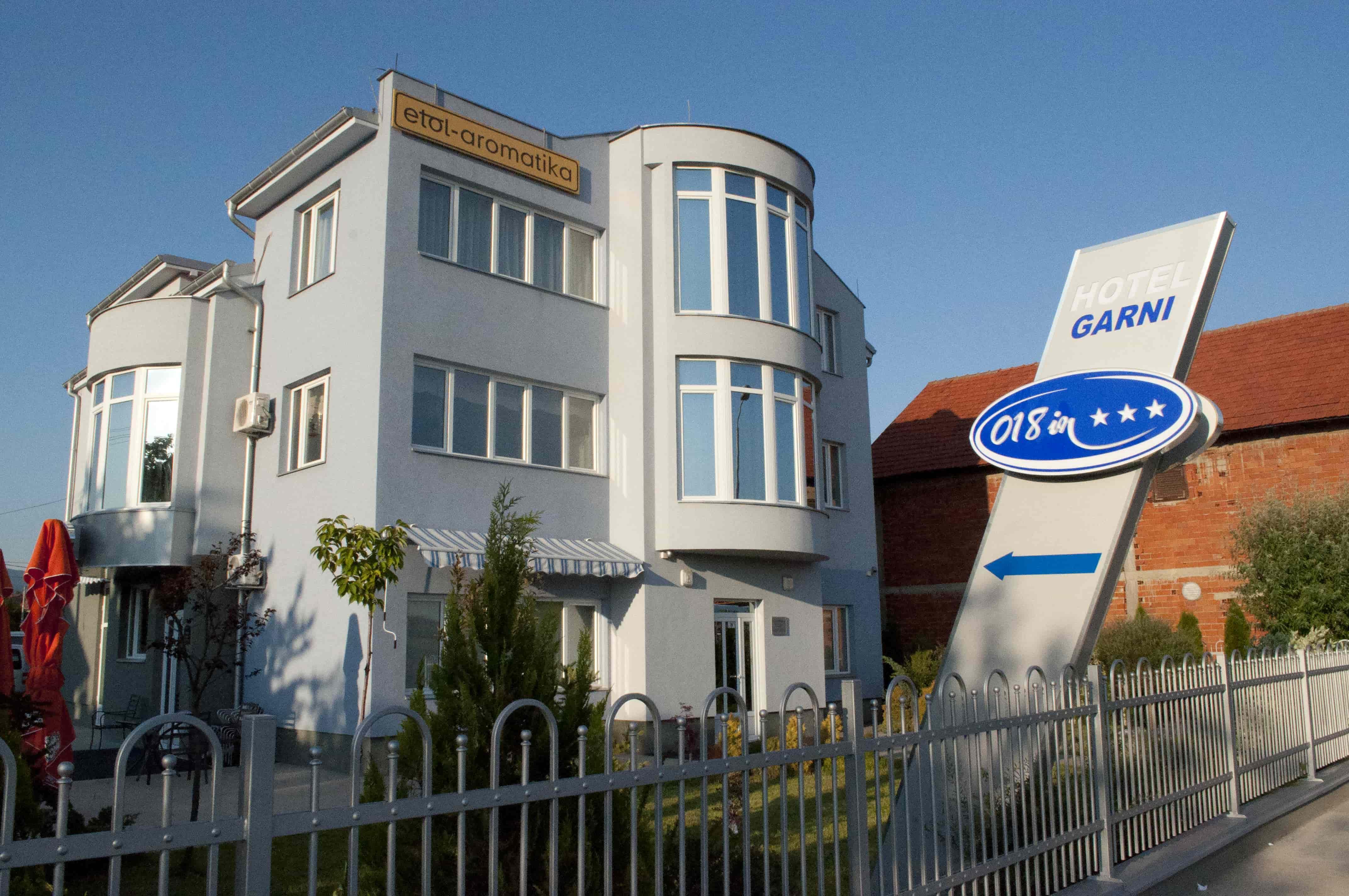 Garni Hotel 018 In Ni Exteriör bild