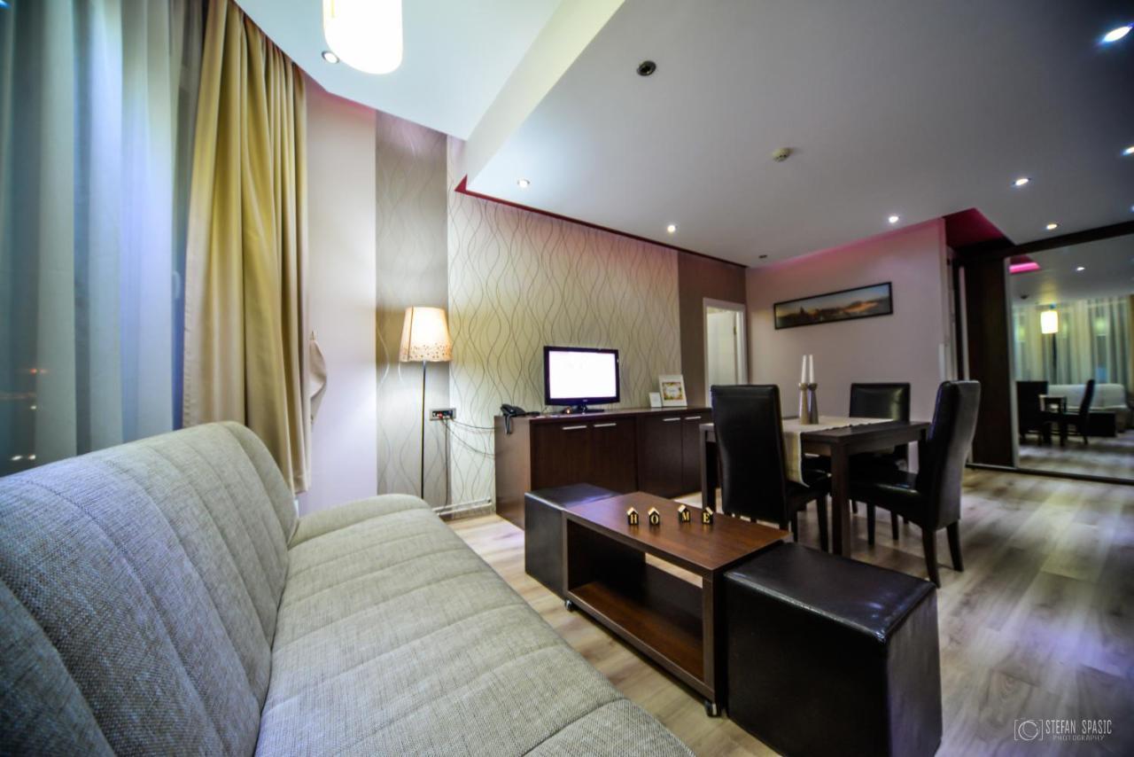 Garni Hotel 018 In Ni Exteriör bild